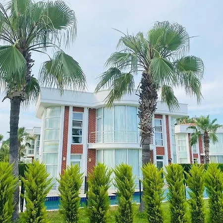 Villavictoriabelek 호텔 *